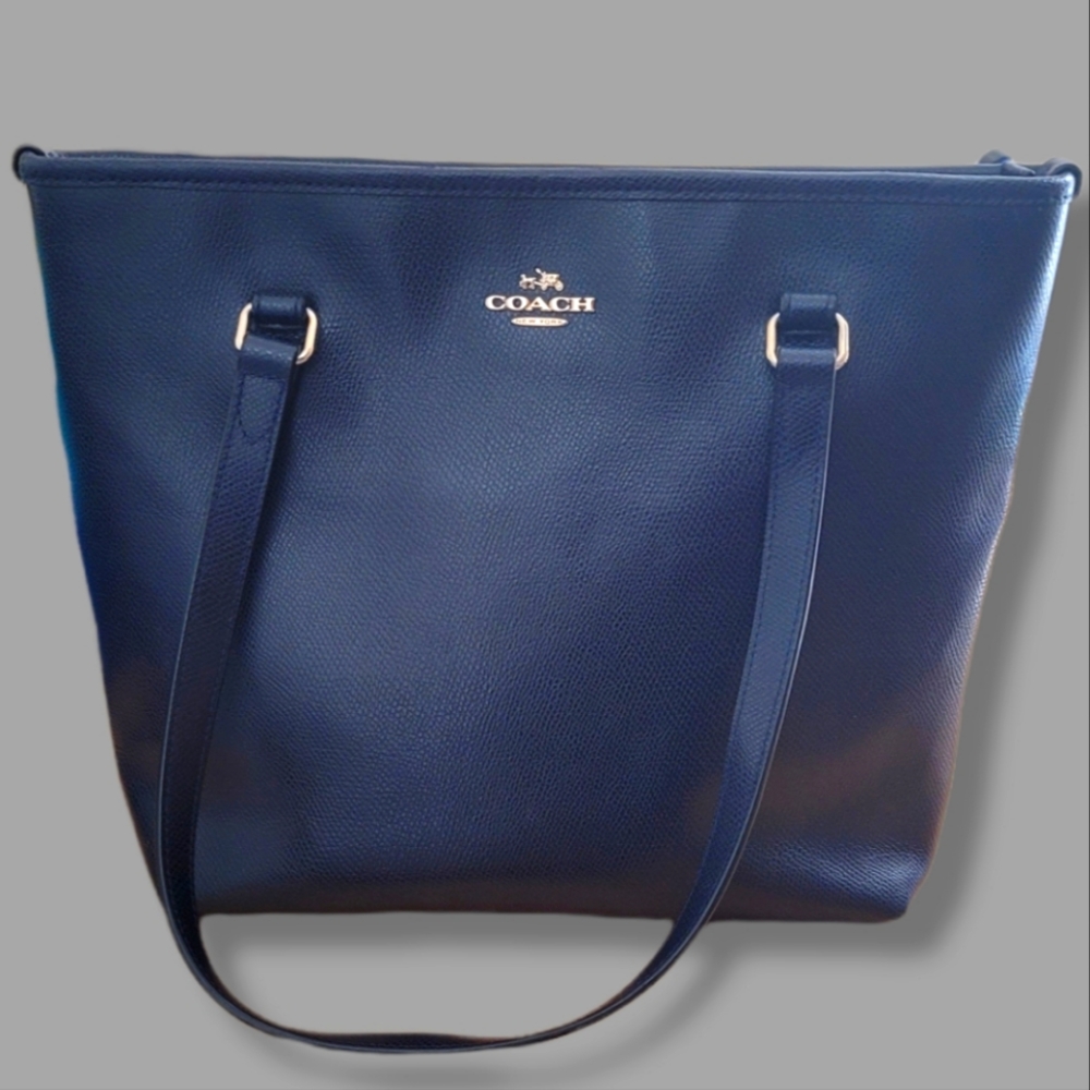 Coach pebbled leather navy small city zip tote/shoulder bag